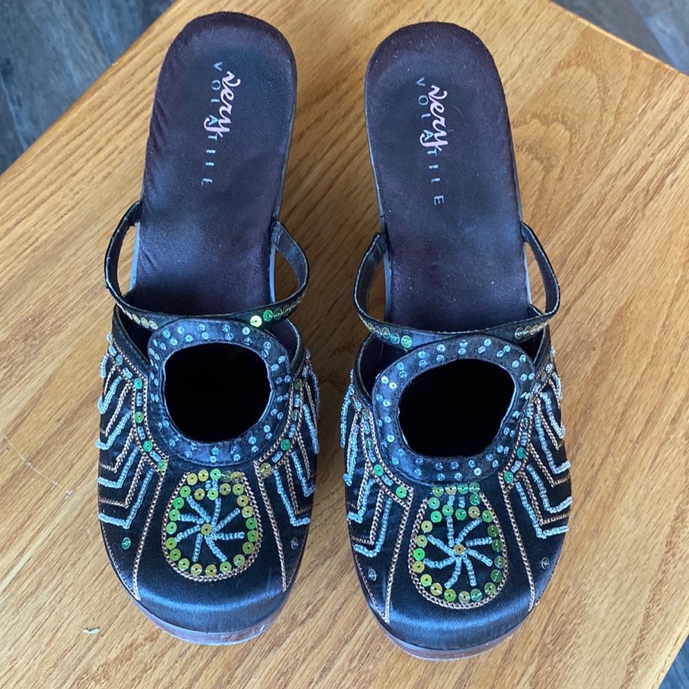 Very Volatile wedge heels with sequins (green/gold) and beading, size 9.